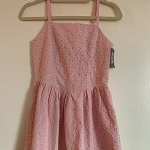 Art class.Pink casual dress for girls. Size XL(14). Made in China.